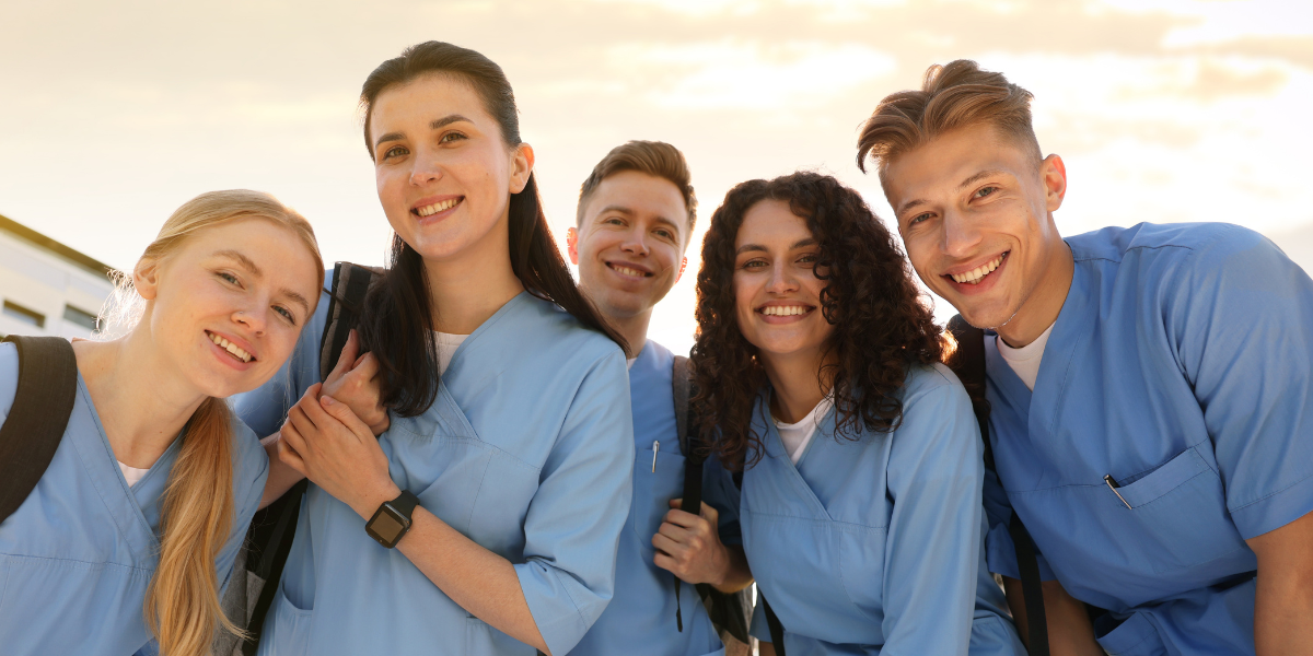 UK and Irish nurses heading to Sydney, Australia